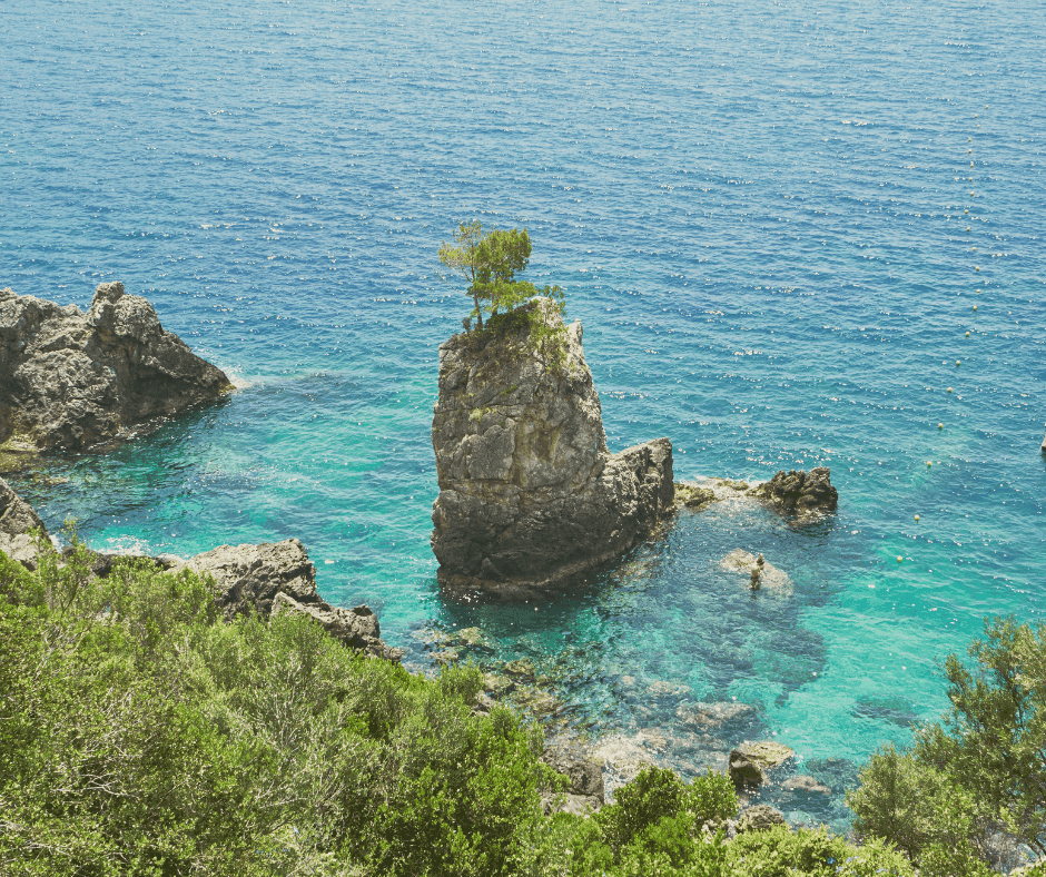 Dive into Paradise: Experience La Grotta Bar  in Corfu